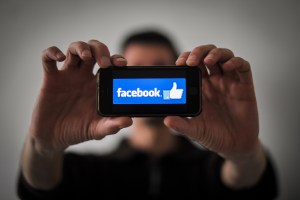 Facebook saca una nueva aplicación para pagar a los usuarios por sus datos