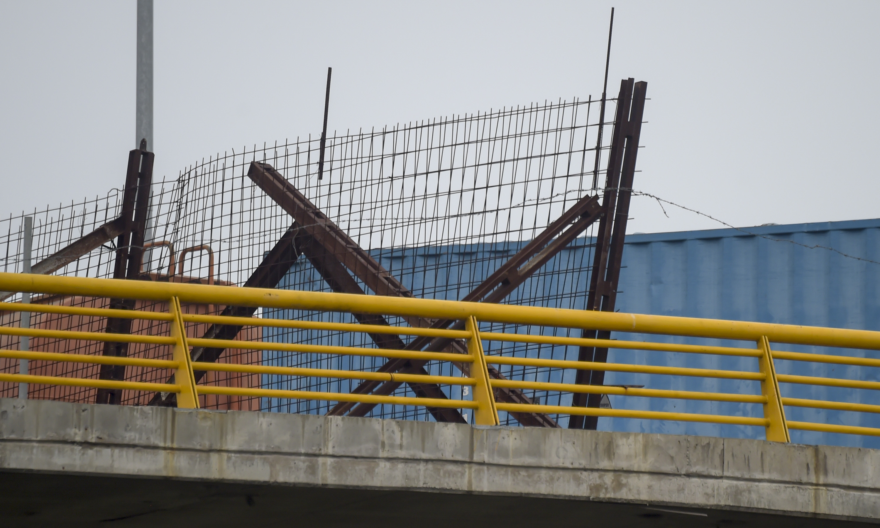 GNB obligó a fotógrafo de Reuters a borrar imágenes de la militarización en el puente Las Tienditas