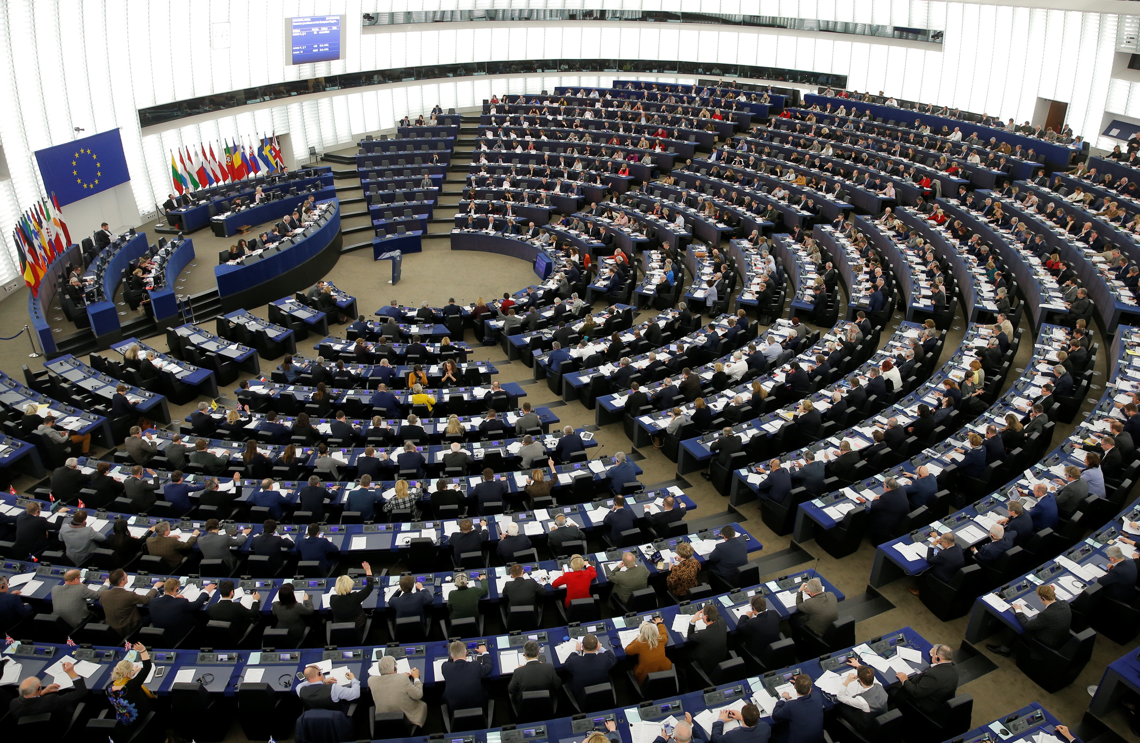 España y Francia condenan la expulsión de eurodiputados de Venezuela