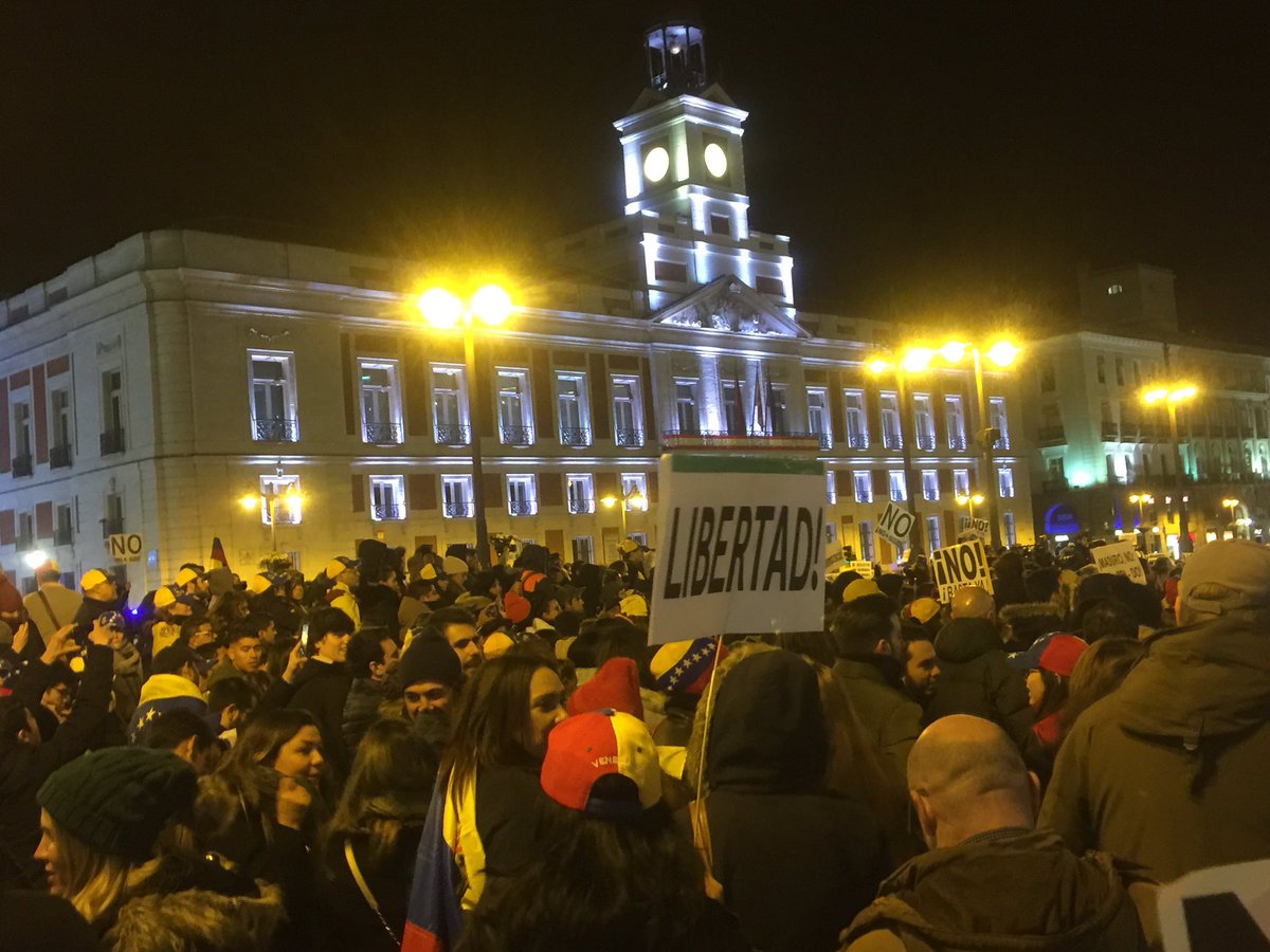Venezolanos en Madrid se concentraron para apoyar a Juan Guaidó este #2Feb (Fotos y videos)