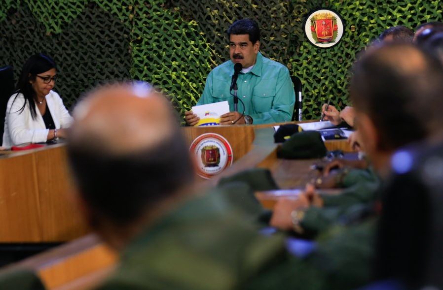 ¡Zzz…! Sabemos que no escuchaste a Maduro hoy, pero mira cuán pocos lo vieron por Periscope (FOTO)