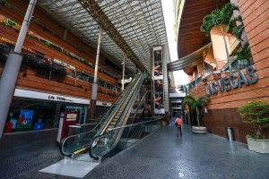 La desocupación en los centros comerciales disminuyó a 10% en Venezuela, según Cavececo