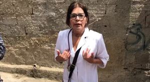 “¿Dónde está su corazón?”: Doctora increpa a la PNB tras agredir al voluntariado en Carapita (Video)