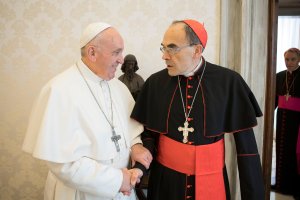 La gota que rebasó el vaso: Víctimas de pederastia enfurecidas con el Papa