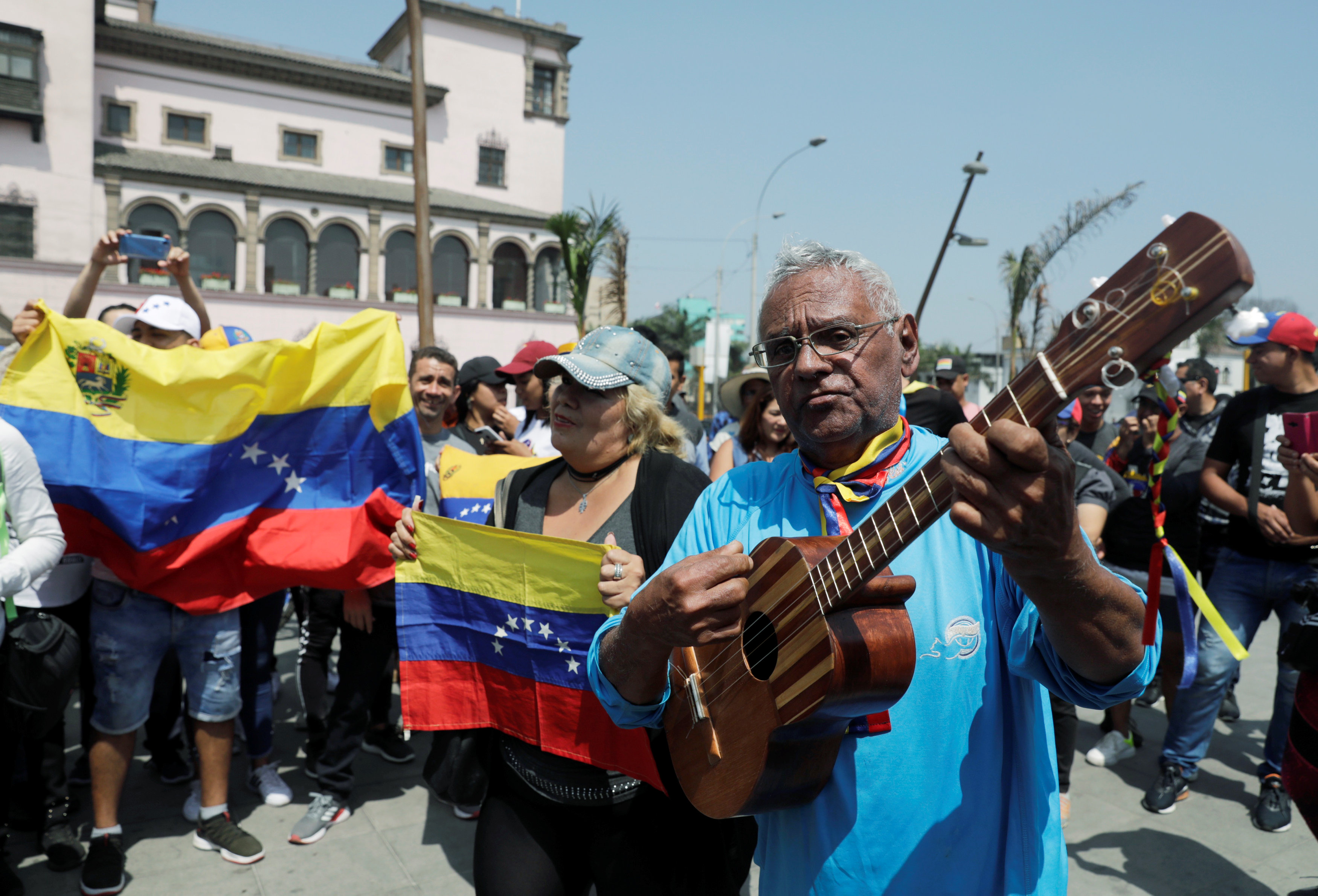 EN VIDEO: Venezolanos cuentan cuánto les cuesta vivir en Lima