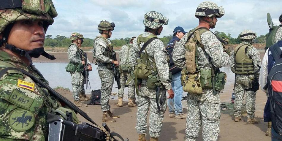 Ordenan acuartelamiento de tropas colombianas en la frontera con Venezuela