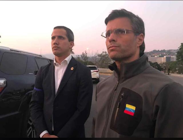 VIRAL: La foto de Juan Guaidó junto a Leopoldo López es compartida por artistas internacionales en Instagram