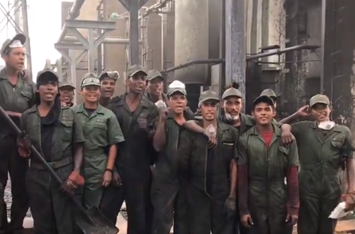 Improvisación de Maduro pone a empatar cables a militares no capacitados (VIDEO)