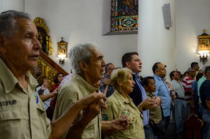 Los palmeros de Chacao fueron bendecidos en misa y van rumbo a El Ávila