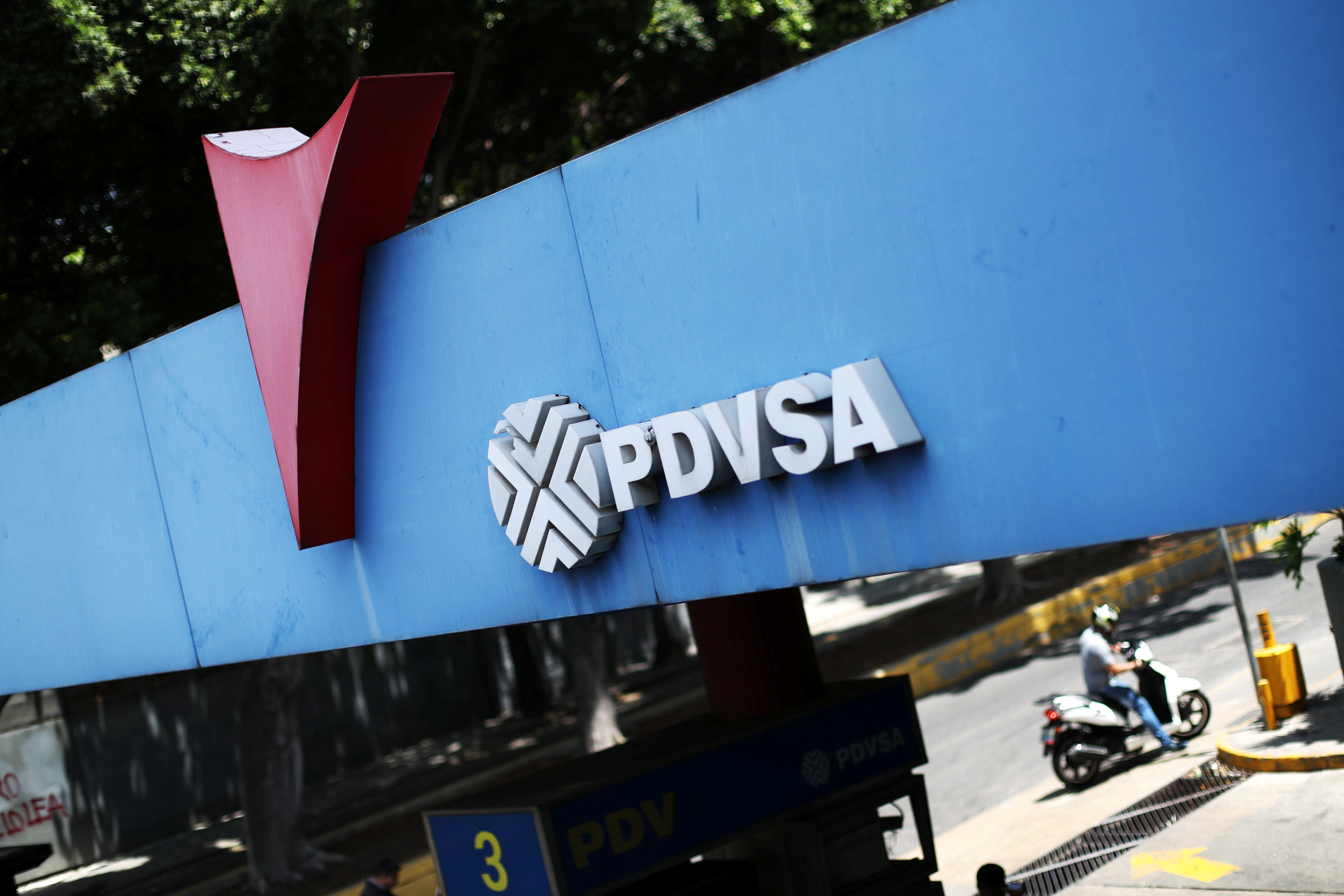 Oficina de Pdvsa en Europa se traslada a Moscú