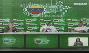 Casi nada… Maduro aprueba 50 millones de EUROS para “vestir” a militares