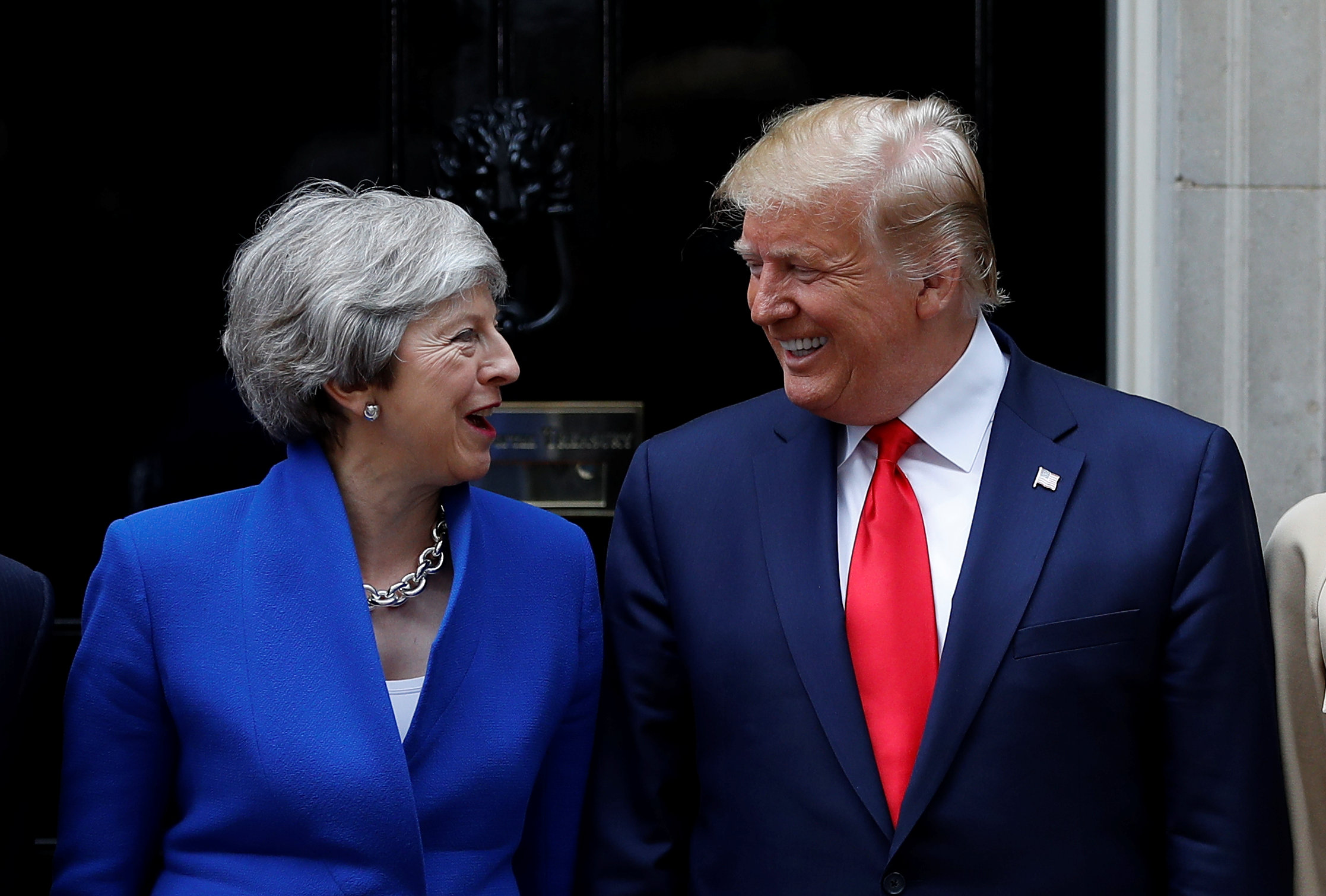Donald Trump quiere un acuerdo comercial sustancial con Reino Unido tras el Brexit (Fotos)