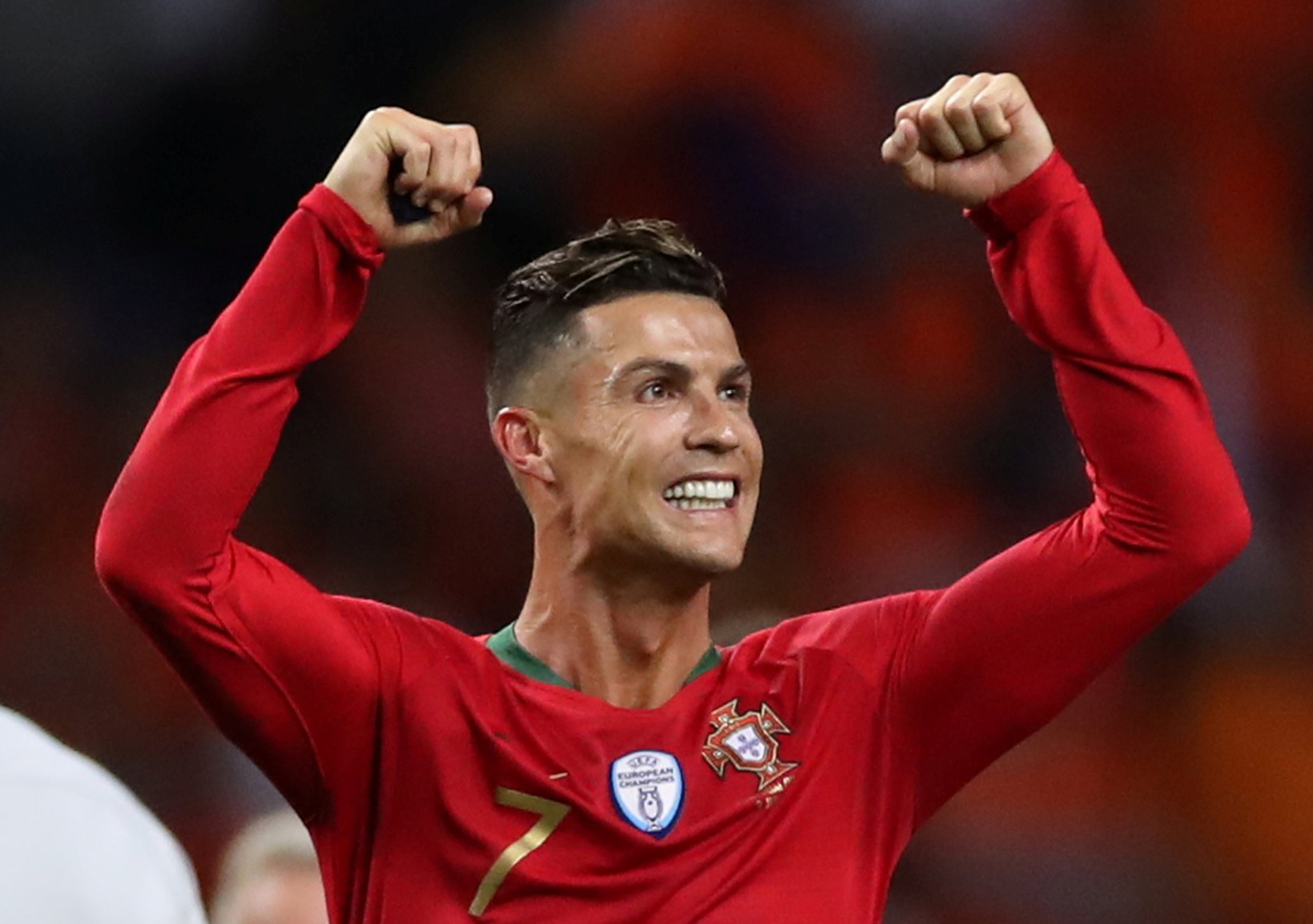 ¡Logró una cantidad exorbitante! Cristiano Ronaldo es la persona más seguida en Instagram