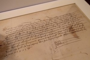 Subastan la carta con la cual Colón informó el descubrimiento de América: ¿Qué dice y cuál es su precio base?