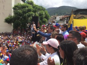 Ante una multitud en Mérida, Guaidó reafirma la posibilidad de una cooperación internacional