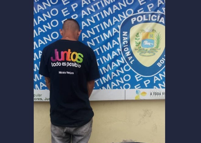 PNB frustra robo de un hombre que usaba la camisa “Juntos todo es posible” (Foto)