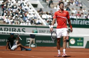 Djokovic gana a Zverev y será rival de Thiem en semifinal de Roland Garros