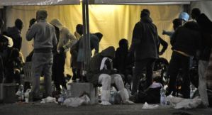 Países europeos acuerdan repartirse los 131 migrantes del barco Gregoretti