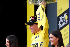 Mike Teunissen se lleva la primera etapa del Tour de Francia
