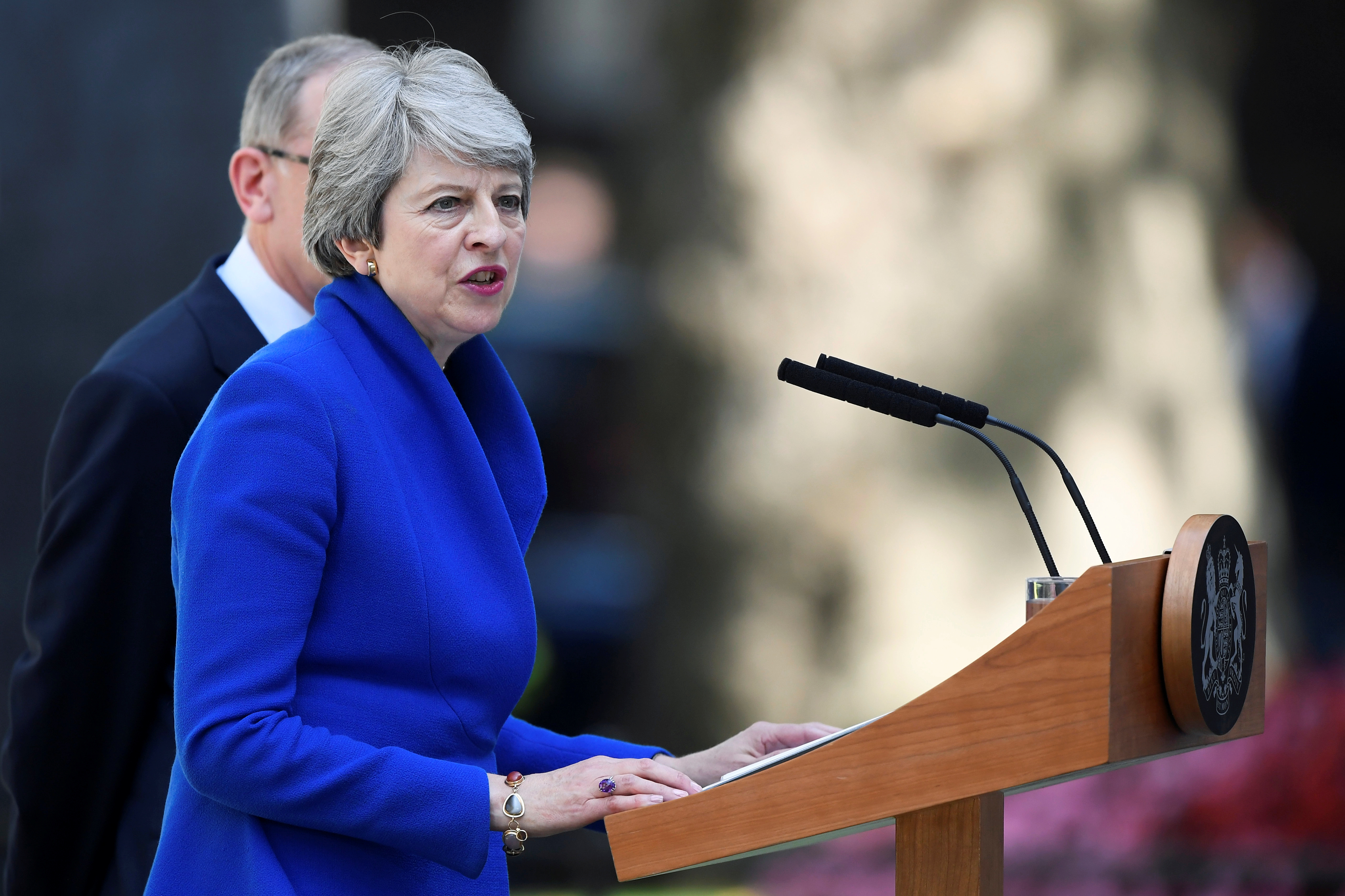 Theresa May pide un “brexit” que beneficie a todo el Reino Unido
