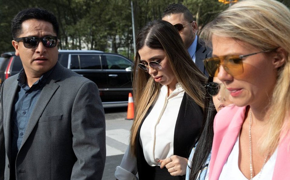 La esposa de “El Chapo” Guzmán llegó a la corte en Nueva York (VIDEO)