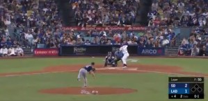 EL VIDEO: Terremoto de 7.1 sacude estadio en California durante partido de MLB… y siguen jugando como si nada