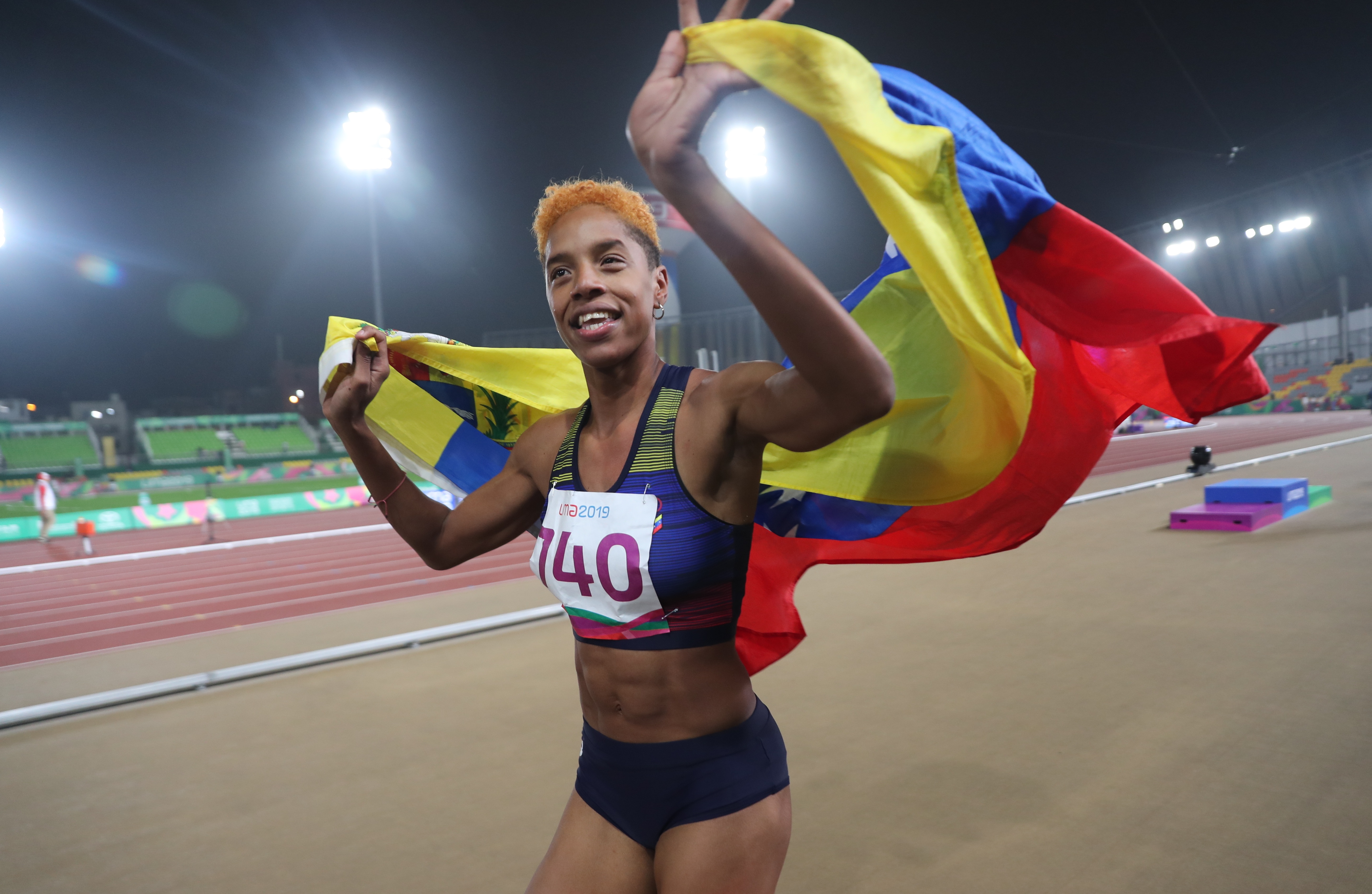 “Venezuela celebra contigo”: Guaidó enaltece a Yulimar Rojas por su triunfo en Mundial de Atletismo