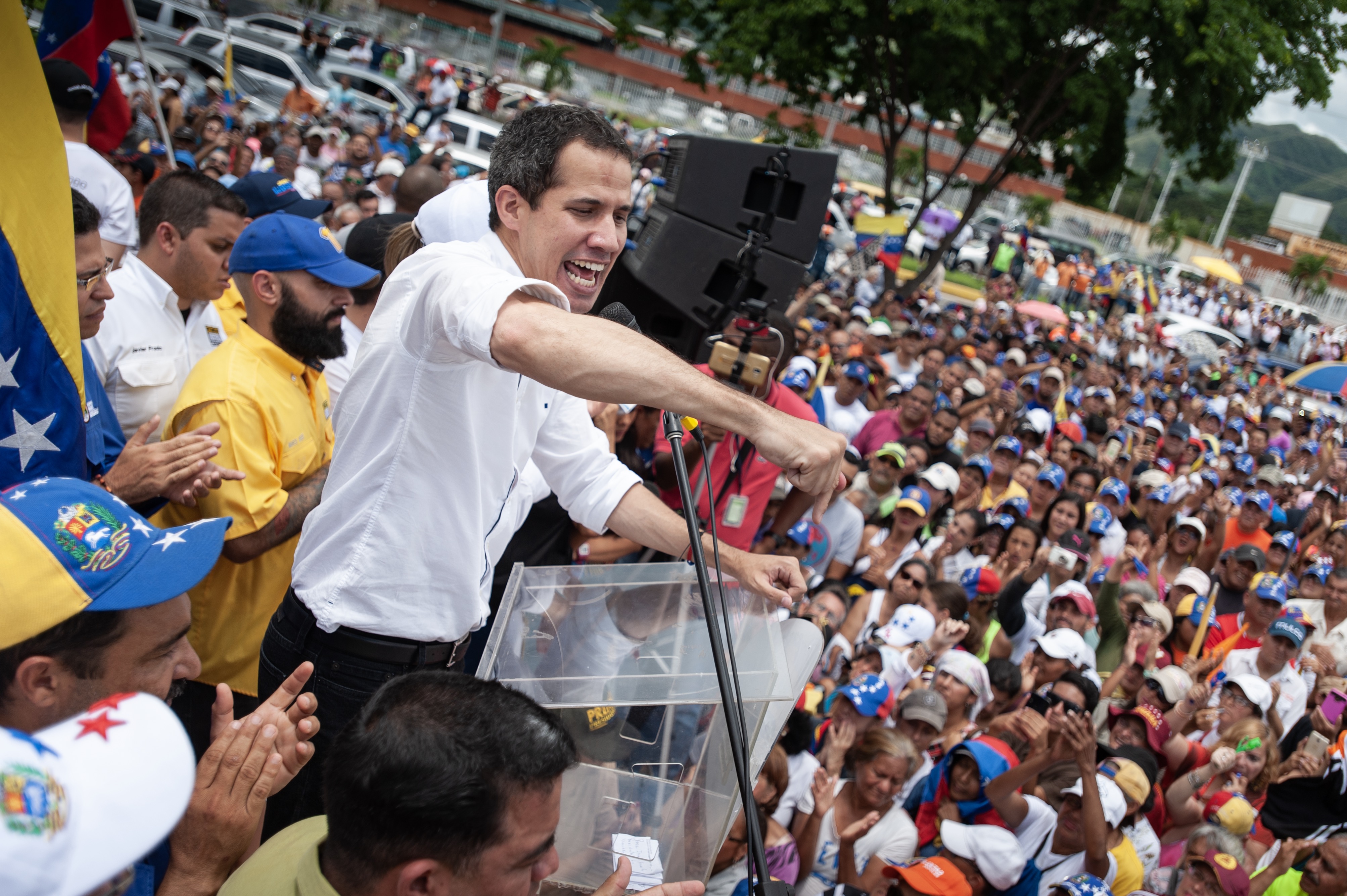 Guaidó convocó gran movilización popular contra el régimen de Maduro este 16 de noviembre