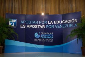 Farmatodo beneficia, a través de su programa de acción social “Antonieta Zubillaga”, la educación de 1.127 alumnos y 825 familias venezolanas