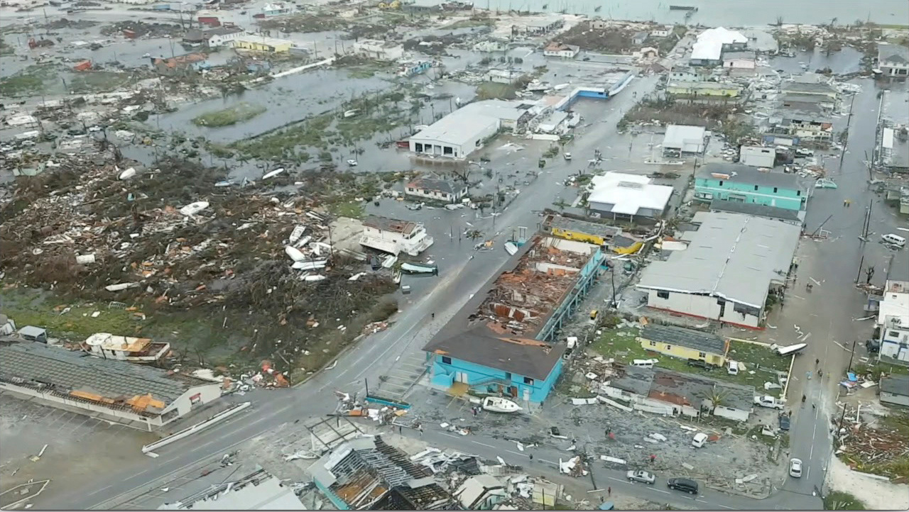 El drama que dejó Dorian en Bahamas: Un pescador vio morir a su esposa