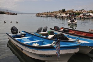 Pescadores de La Guaira deben comprar insumos en dólares