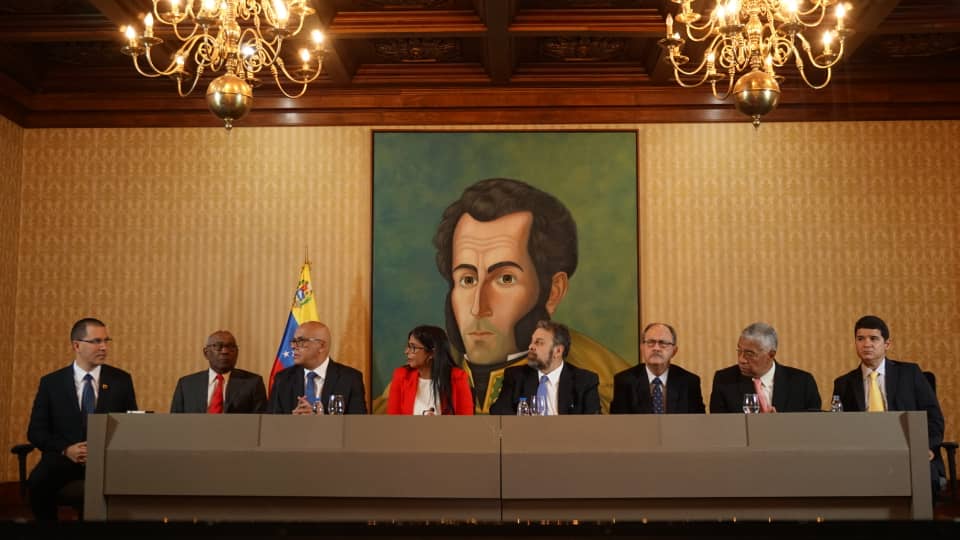 “Mesa de diálogo” del régimen no es creíble y no ofrece garantías para la salida de la crisis, afirma Grupo de Lima