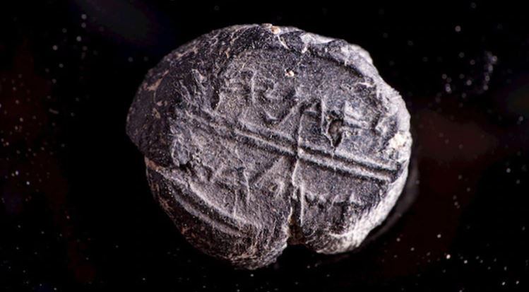 Hallan un sello con el nombre de figura bíblica de la época del Primer Templo en Jerusalén
