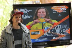 El medallista panamericano de BMX, Daniel Dhers, fue reconocido en Chacao