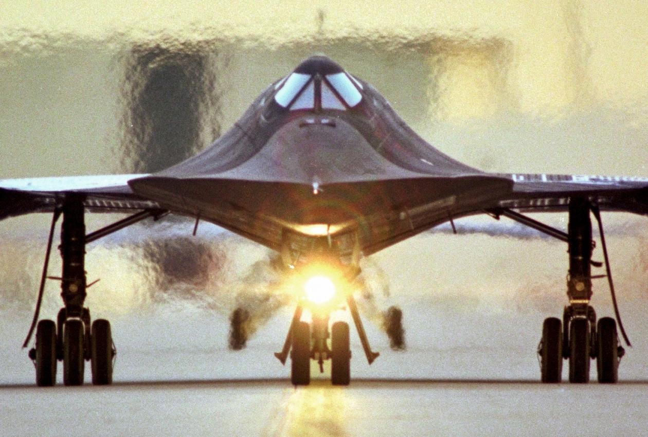 Área 51: ¿El último campo de pruebas para los aviones súper secretos de EEUU?