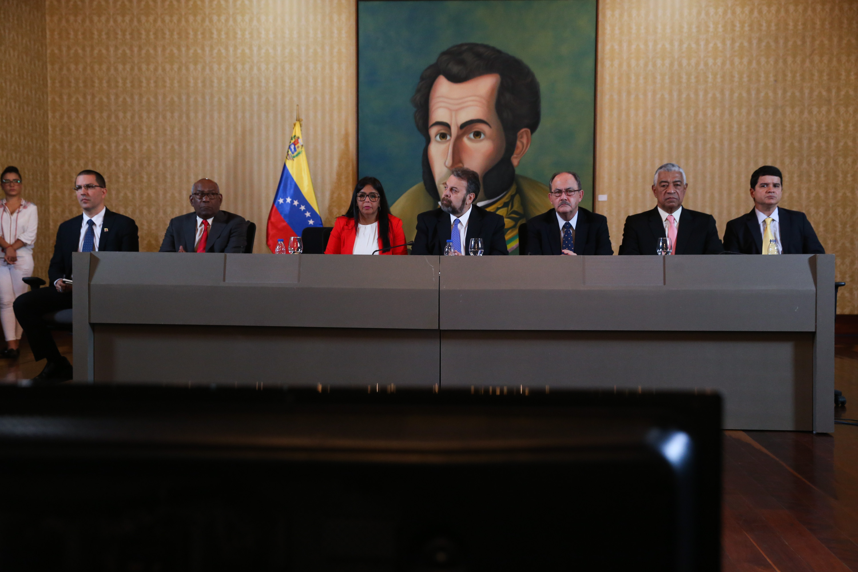 Maduro celebró el “acuerdo” con la “mini oposición” que ni él mismo firmó