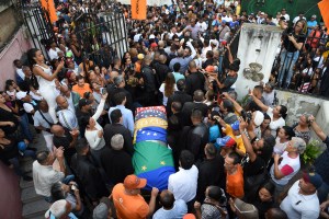 EN FOTOS: Así fue el último adiós a Edmundo Rada en Petare, asesinado por el régimen chavista