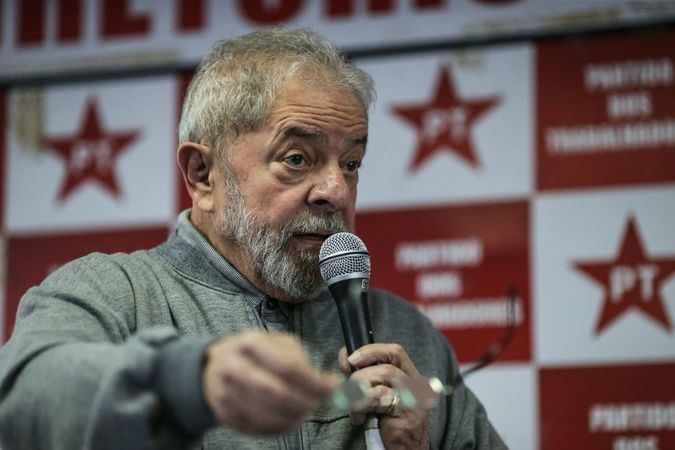 Corte Suprema de Brasil discute caso que podría liberar a Lula