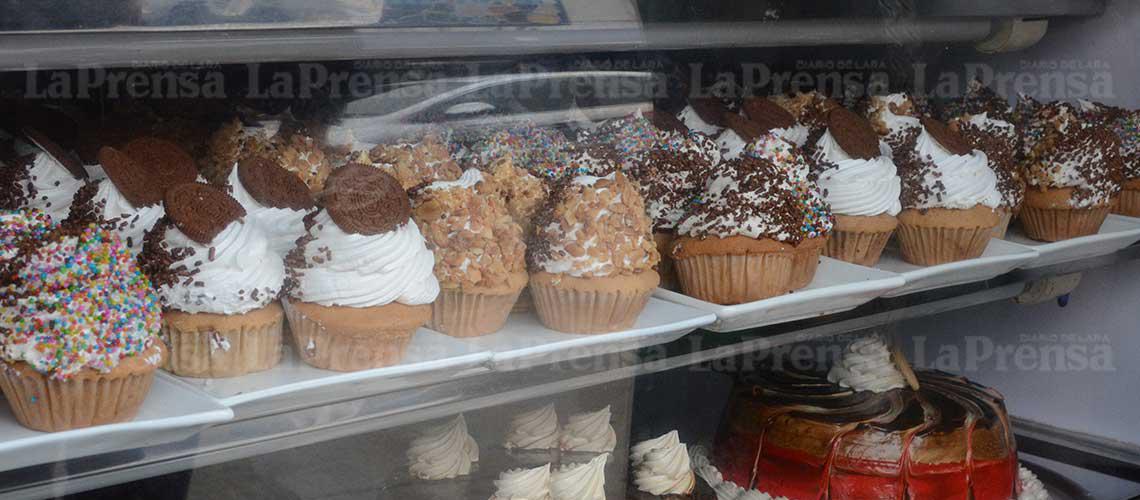 Panaderos de Lara sufren por alto costo de los huevos