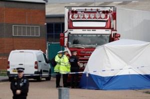 Camión donde se hallaron 39 cadáveres llegó al Reino Unido desde Bélgica