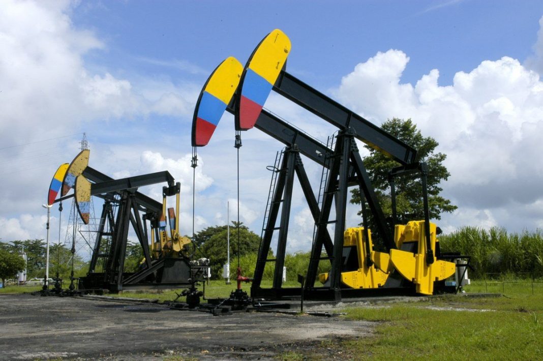 Más de veinte empresas califican para nueva subasta de bloques petroleros en Colombia