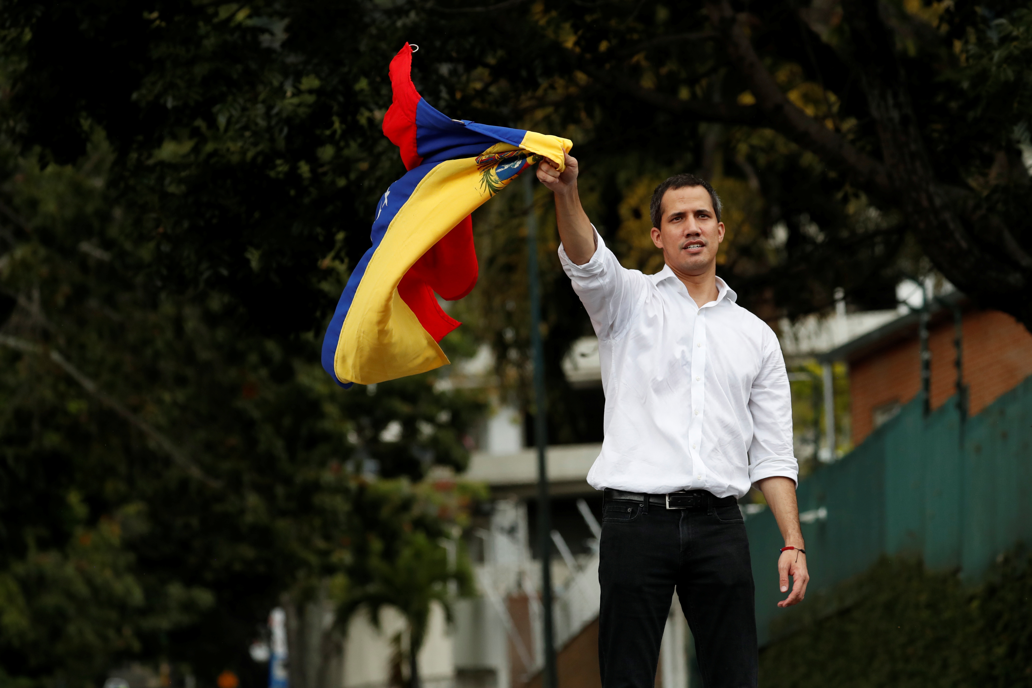 Guaidó reiteró que pronto volverá a Venezuela para retomar la lucha en las calles