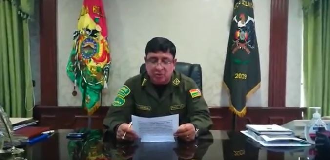 Comandante general de la Policía boliviana sugiere a Evo Morales renunciar (VIDEO)