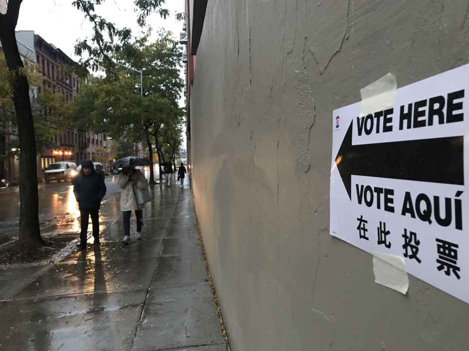 Neoyorquinos van a las urnas hoy