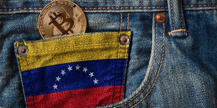 La estela de las criptomonedas en Venezuela: ¿Cómo es la Caracas de los bitcóins?