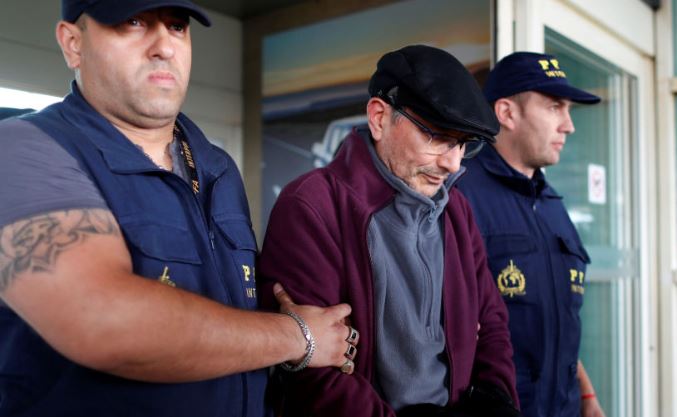 Extraditan de Francia a expolicía acusado de crímenes en la dictadura argentina