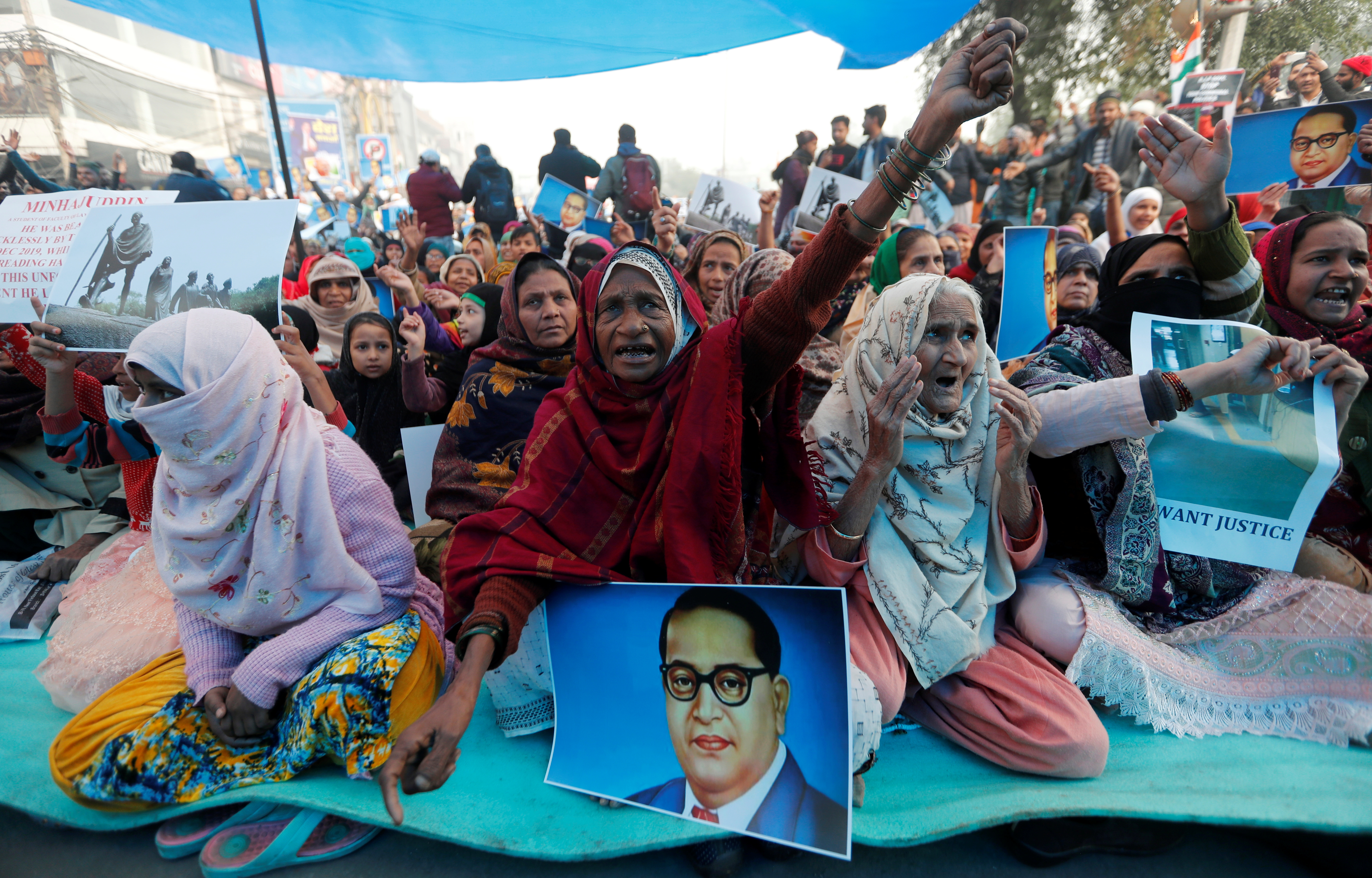 Al menos cuatro muertos en protestas en la India contra ley de ciudadanía