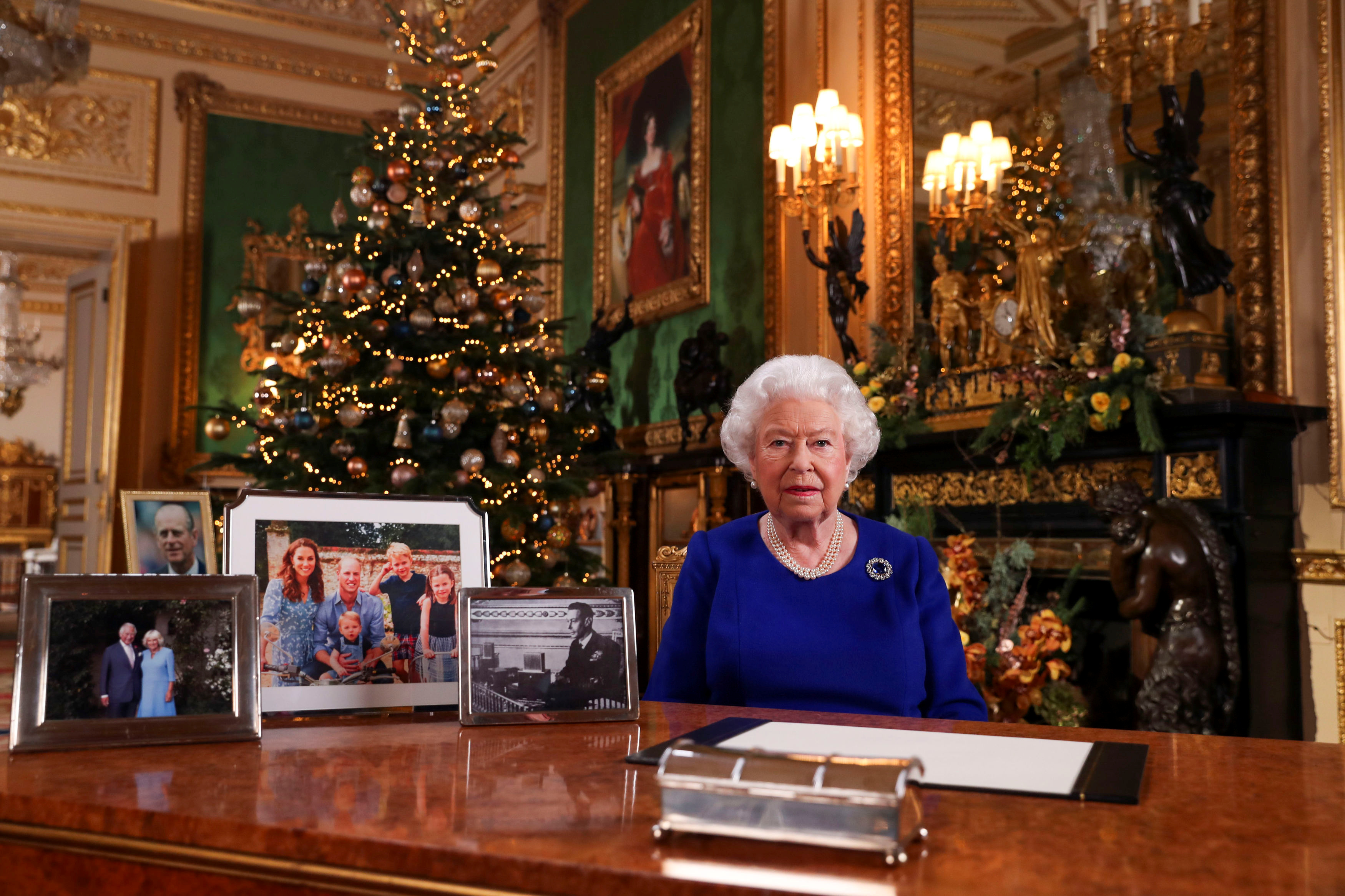 El mensaje oculto de la reina Isabel contra el príncipe Harry y Meghan Markle en el saludo de Navidad