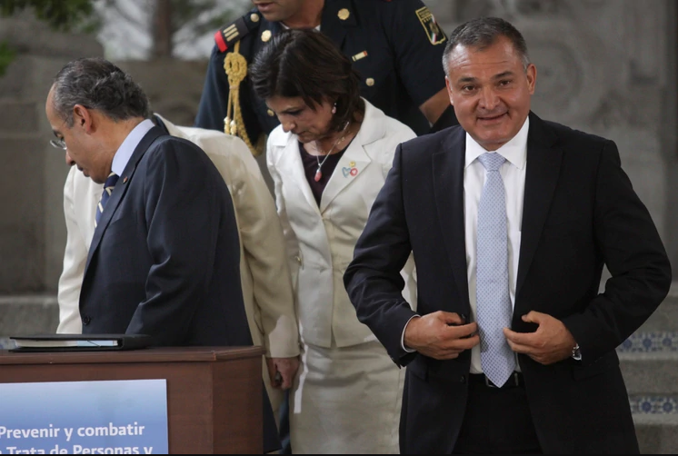 Por investigaciones luego del juicio del Chapo, arrestan al ex secretario de Seguridad Pública de México