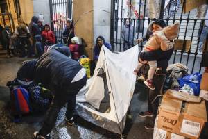 España concede un permiso humanitario a casi 40.000 venezolanos